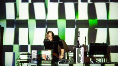 Figure 2- Resonant Frequencies 009 - Picture Credit: Matt Biddulph